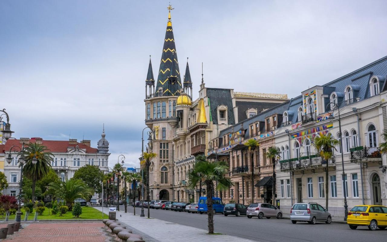 Orbi City Hotel Batumi Exterior foto